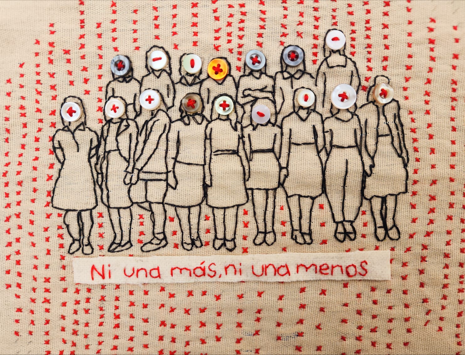 Tejido 'Ni una más, ni una menos'